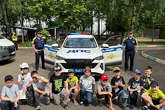 Госавтоинспекция Южного административного округа города Москвы провела «Школу самоката» для обучающихся ГБОУ Школы № 2116.