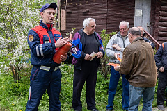 Дачный сезон: готовимся к «жаркому» периоду со специалистами Пожарно-спасательного центра Москвы